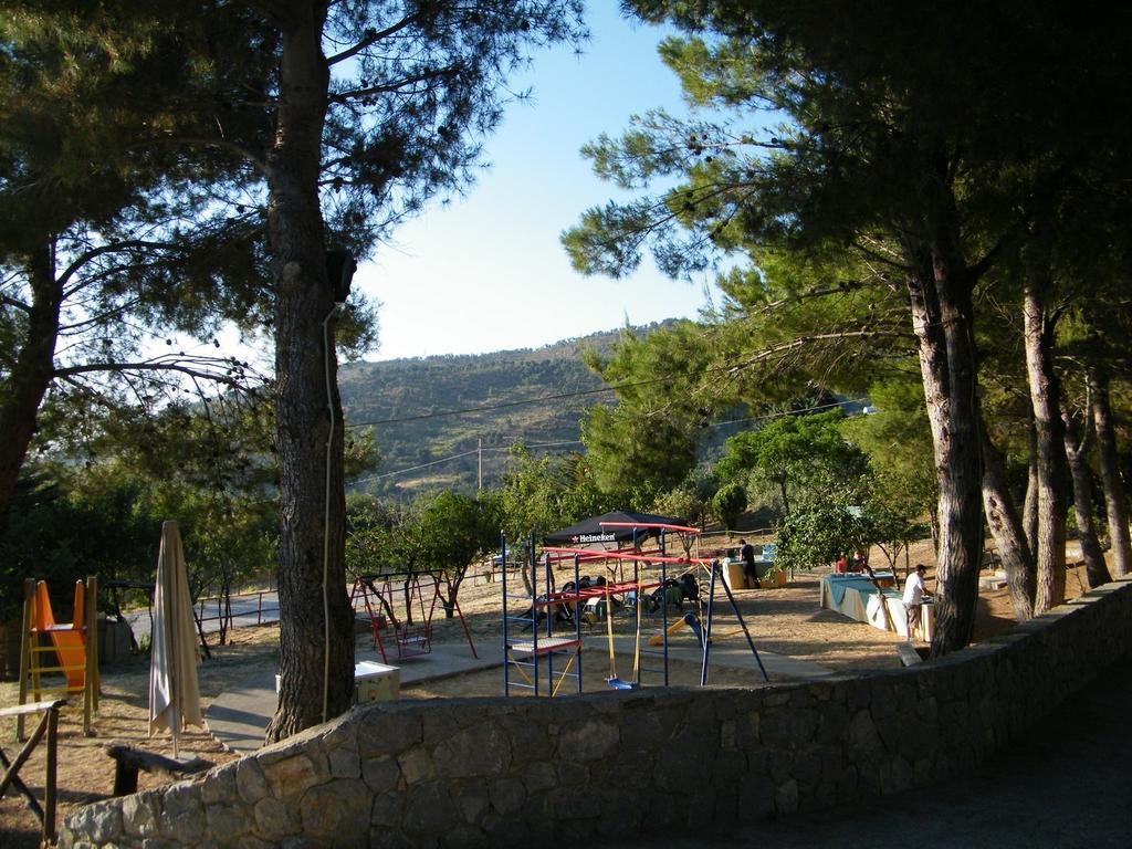 Casale Drinzi Collesano Exterior foto